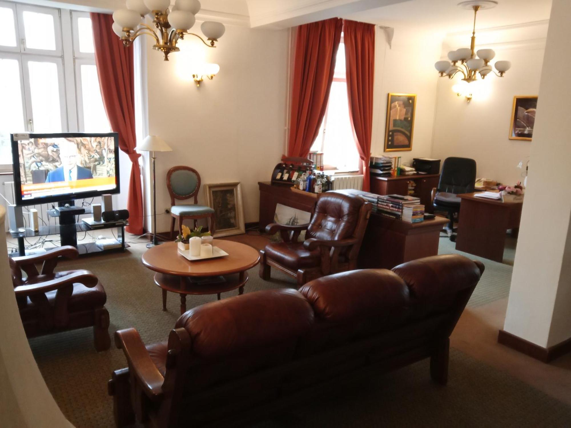 Retro Hotel Villa Ostrava Kültér fotó