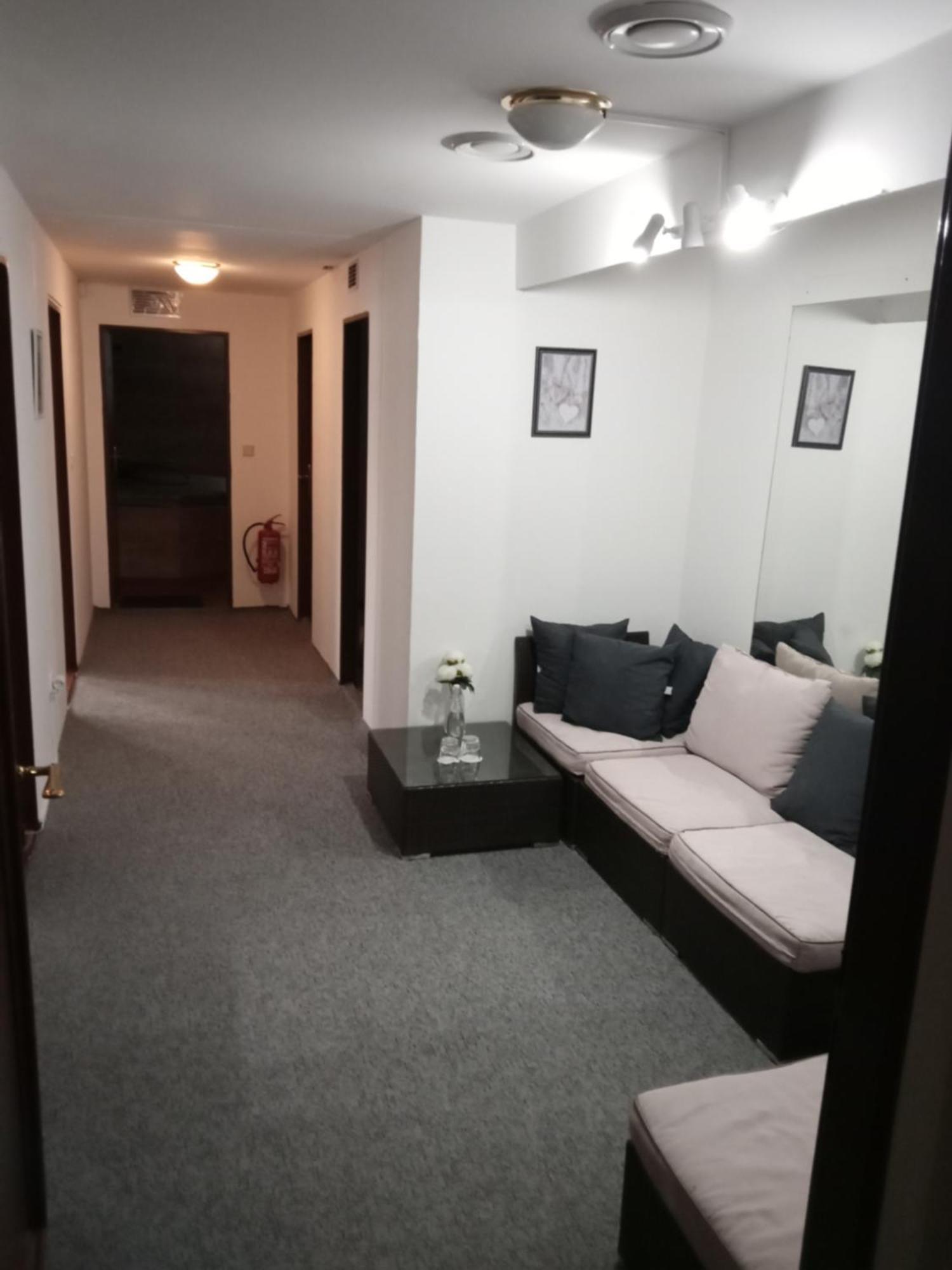 Retro Hotel Villa Ostrava Kültér fotó