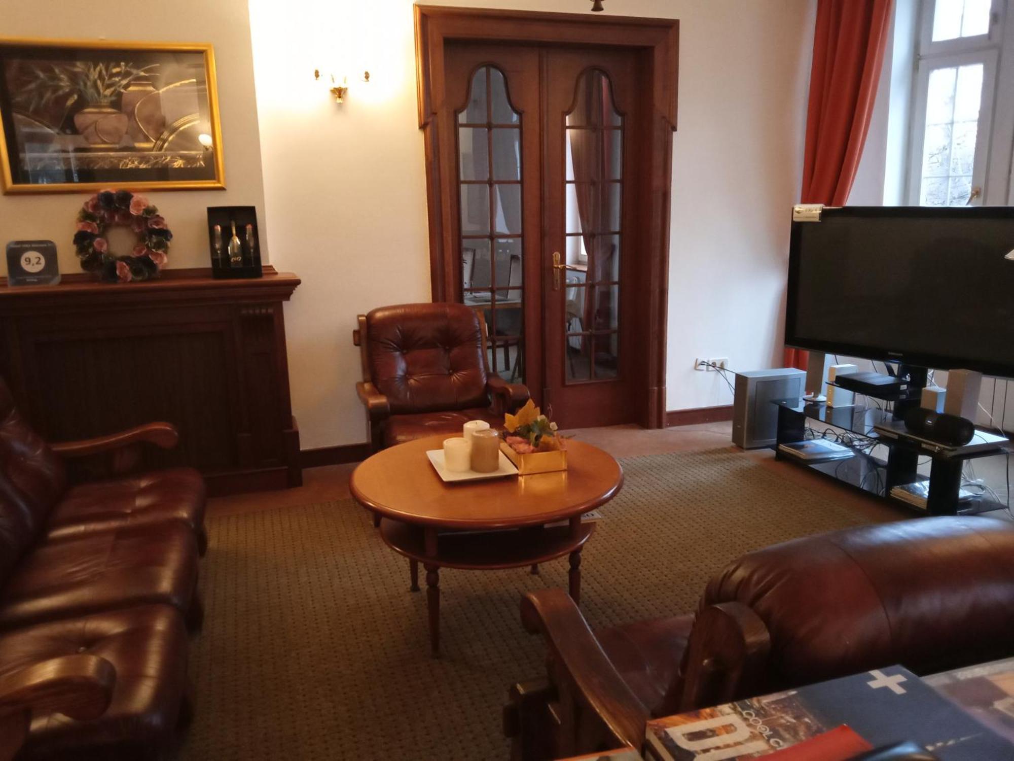 Retro Hotel Villa Ostrava Kültér fotó
