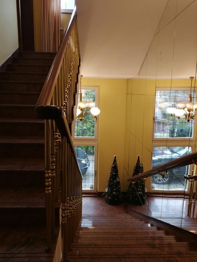 Retro Hotel Villa Ostrava Kültér fotó